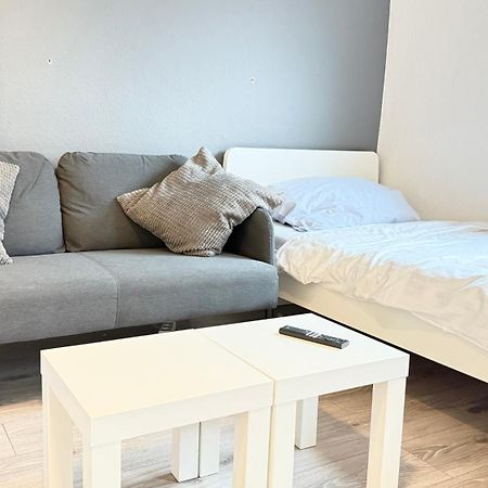 Apartments Im Herzen Von Neumuenster Innenstadt & Hbf Fusslaeufig, Mit Privatparkplatz Dış mekan fotoğraf