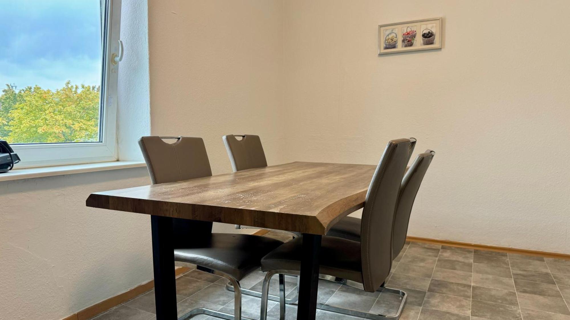Apartments Im Herzen Von Neumuenster Innenstadt & Hbf Fusslaeufig, Mit Privatparkplatz Dış mekan fotoğraf