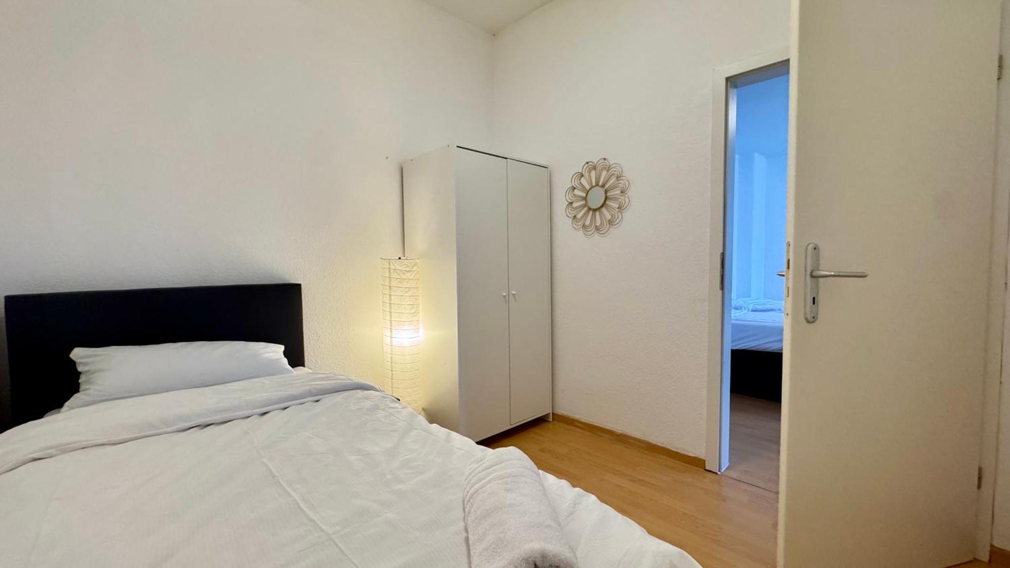 Apartments Im Herzen Von Neumuenster Innenstadt & Hbf Fusslaeufig, Mit Privatparkplatz Dış mekan fotoğraf