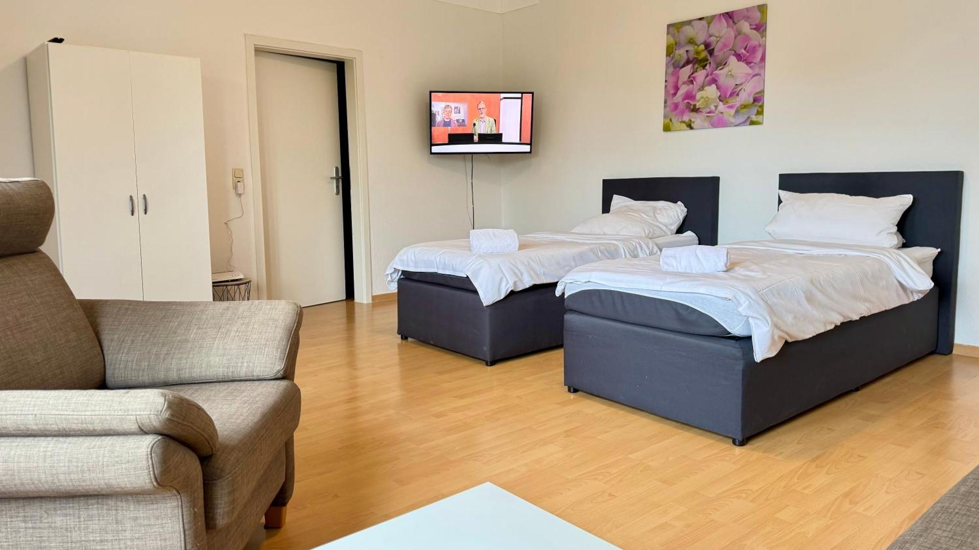 Apartments Im Herzen Von Neumuenster Innenstadt & Hbf Fusslaeufig, Mit Privatparkplatz Dış mekan fotoğraf