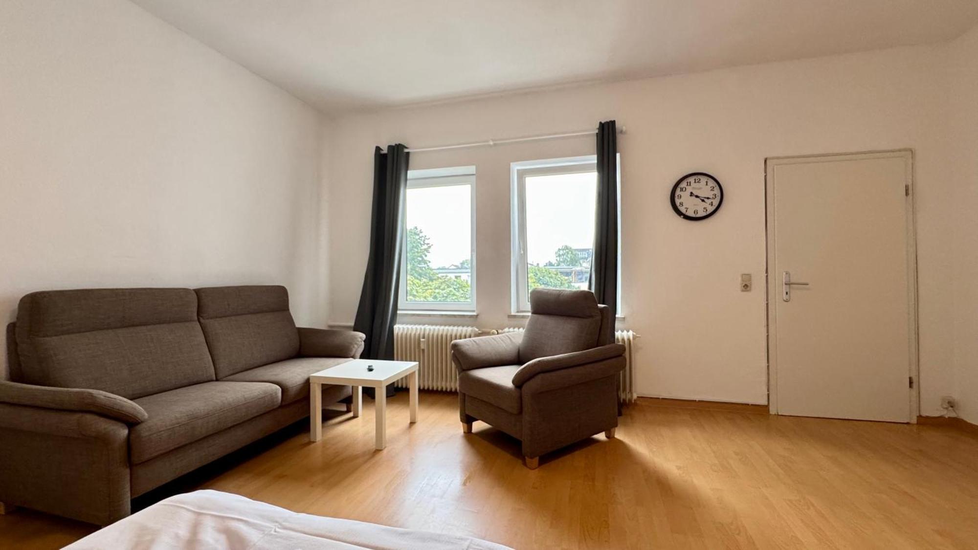 Apartments Im Herzen Von Neumuenster Innenstadt & Hbf Fusslaeufig, Mit Privatparkplatz Dış mekan fotoğraf