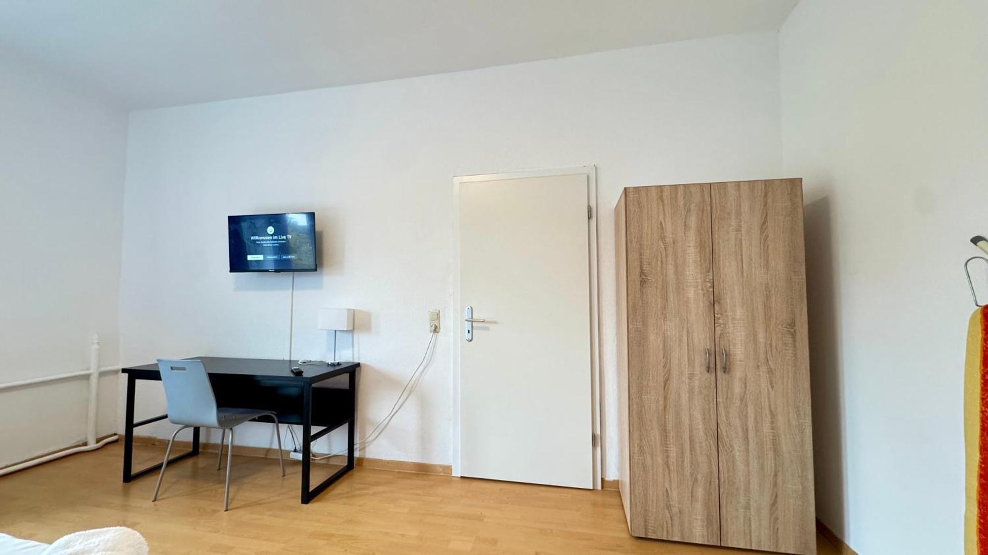 Apartments Im Herzen Von Neumuenster Innenstadt & Hbf Fusslaeufig, Mit Privatparkplatz Dış mekan fotoğraf