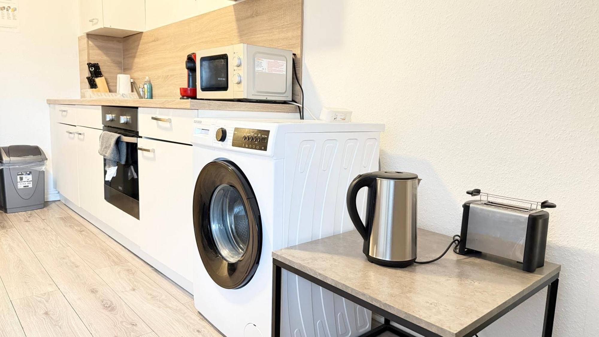 Apartments Im Herzen Von Neumuenster Innenstadt & Hbf Fusslaeufig, Mit Privatparkplatz Dış mekan fotoğraf