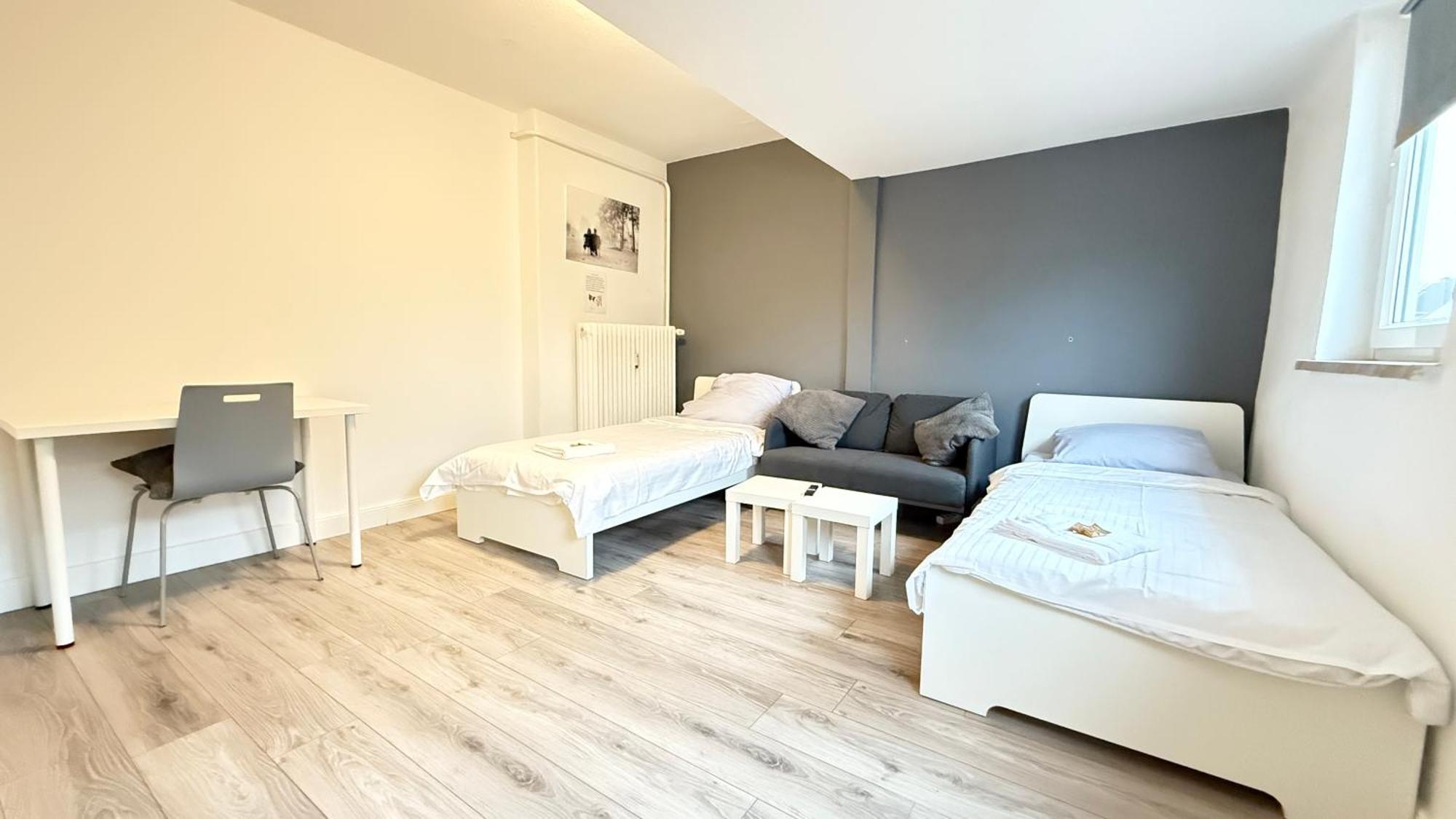 Apartments Im Herzen Von Neumuenster Innenstadt & Hbf Fusslaeufig, Mit Privatparkplatz Dış mekan fotoğraf