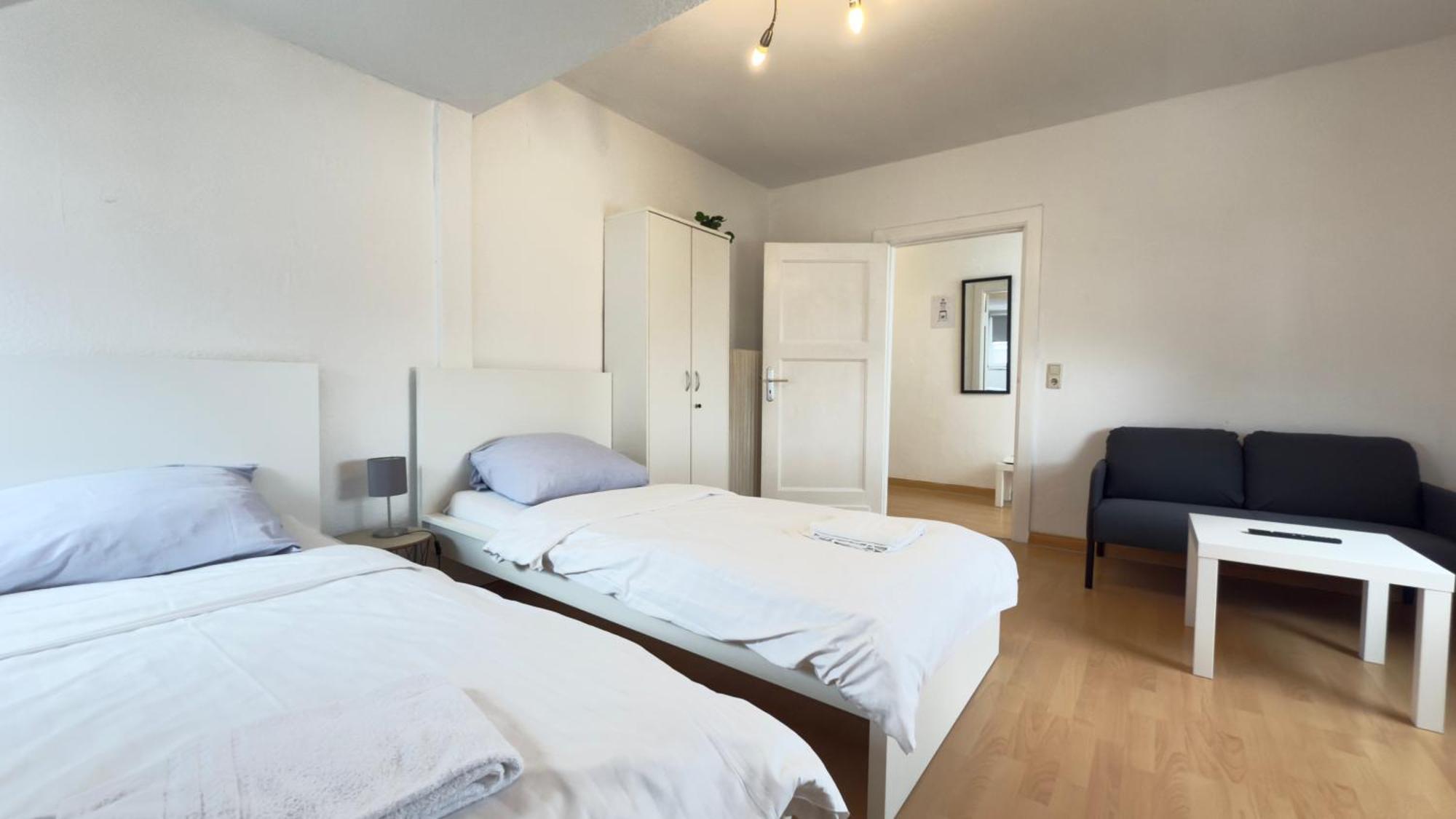 Apartments Im Herzen Von Neumuenster Innenstadt & Hbf Fusslaeufig, Mit Privatparkplatz Dış mekan fotoğraf